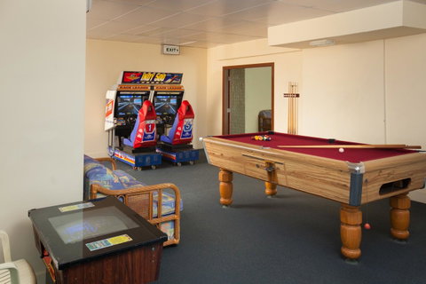 Chateau Beachside Resort - Accommodation Mermaid Beach 7