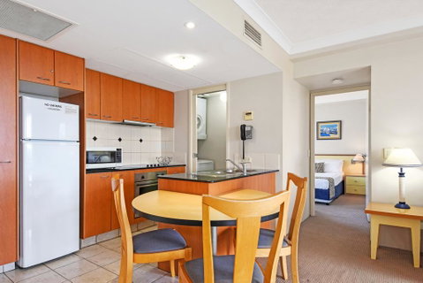 Palazzo Colonnades - Accommodation Mermaid Beach 40
