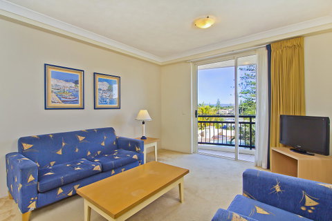 Palazzo Colonnades - Accommodation Mermaid Beach 41