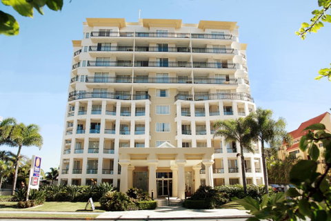 Palazzo Colonnades - Accommodation Mermaid Beach 5