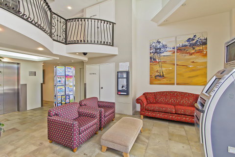 Palazzo Colonnades - Accommodation Mermaid Beach 22