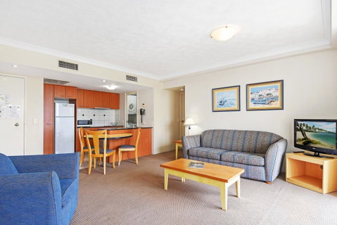 Palazzo Colonnades - Accommodation Mermaid Beach 38