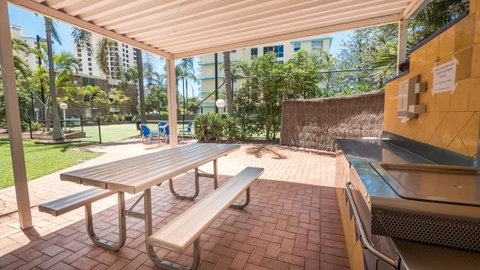 Aegean Resort Apartments - Accommodation Mermaid Beach 37