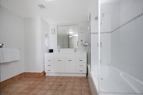 Sovereign On The Gold Coast - Accommodation Mermaid Beach 24