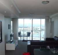 Private 2 Bedroom Apartment  Chevron Towers - Accommodation Mermaid Beach
