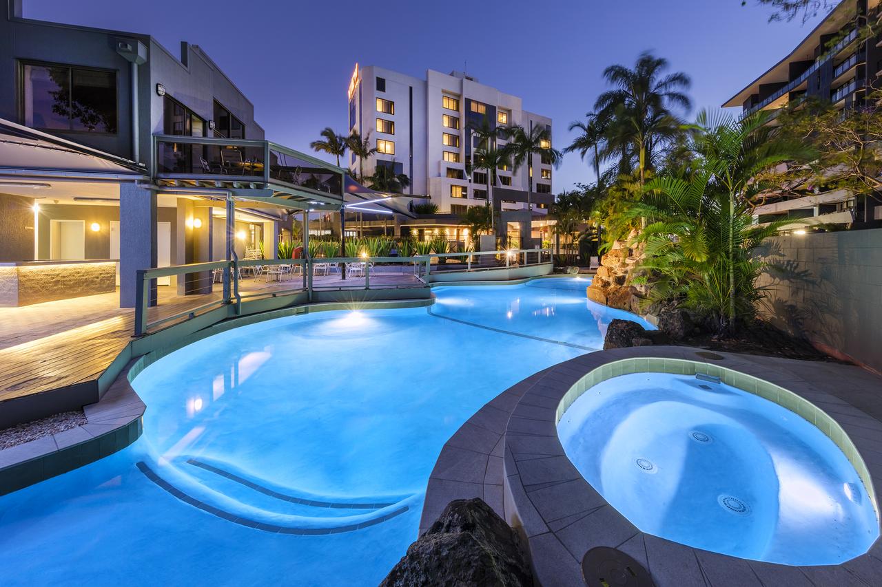 Hamilton QLD Accommodation Mermaid Beach