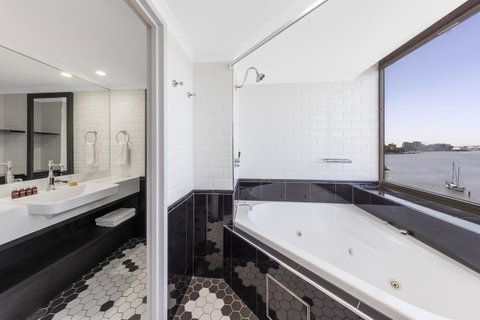 View Brisbane - Accommodation Mermaid Beach 23