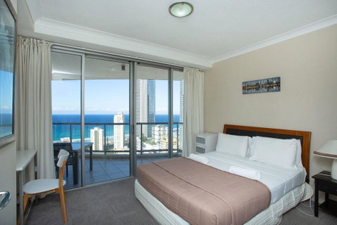Chevron Renaissance - Private Apartments - Accommodation Mermaid Beach 40