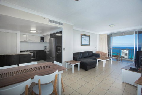 Chevron Renaissance - Private Apartments - Accommodation Mermaid Beach 41