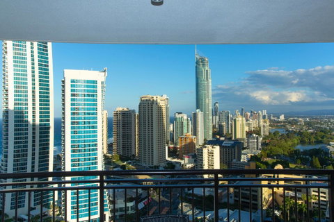 Chevron Renaissance - Private Apartments - Accommodation Mermaid Beach 27