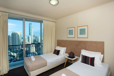 Chevron Renaissance - Private Apartments - Accommodation Mermaid Beach 29