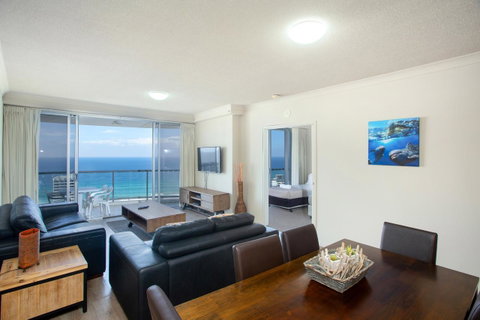 Chevron Renaissance - Private Apartments - Accommodation Mermaid Beach 1