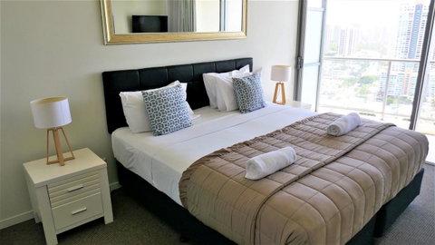 Chevron Renaissance - Private Apartments - Accommodation Mermaid Beach 43