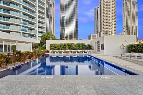 Holiday Holiday H-Residences Apartments - Accommodation Mermaid Beach 32