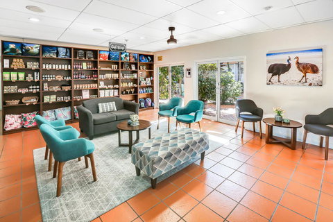 Coral Tree Inn - Accommodation Mermaid Beach 29