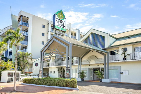Coral Tree Inn - Accommodation Mermaid Beach 28