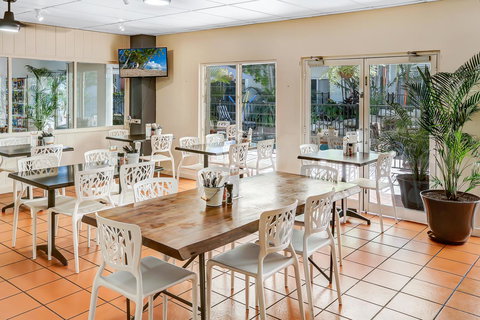 Coral Tree Inn - Accommodation Mermaid Beach 26