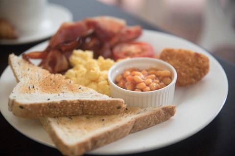 Coral Tree Inn - Accommodation Mermaid Beach 38