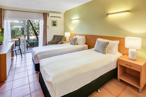 Coral Tree Inn - Accommodation Mermaid Beach 11