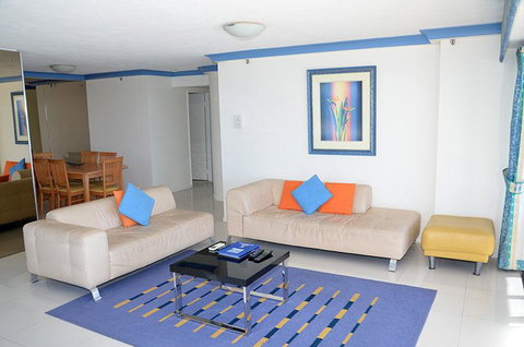 Zenith Ocean Front Apartments - Accommodation Mermaid Beach 18