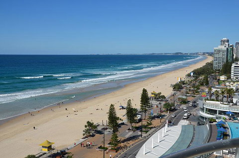 Zenith Ocean Front Apartments - Accommodation Mermaid Beach 19