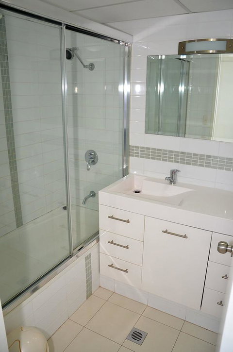 Zenith Ocean Front Apartments - Accommodation Mermaid Beach 22