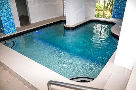 Zenith Ocean Front Apartments - Accommodation Mermaid Beach 7