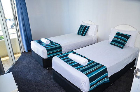 Zenith Ocean Front Apartments - Accommodation Mermaid Beach 12