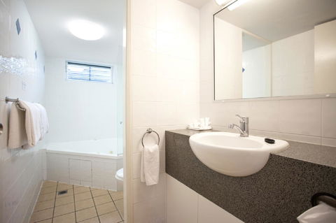 Windmill Motel & Events Centre - Accommodation Mermaid Beach 23