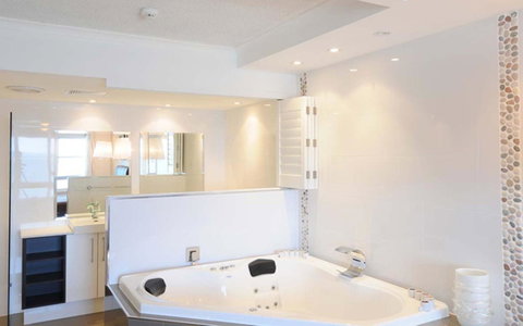 Pacific Plaza Apartments - Accommodation Mermaid Beach 40