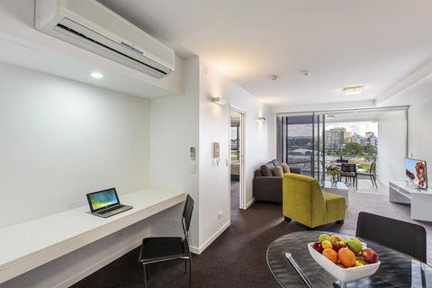Code Apartments - Accommodation Mermaid Beach 41