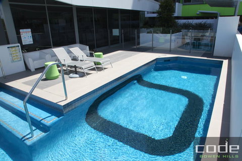 Code Apartments - Accommodation Mermaid Beach 7