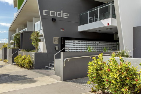 Code Apartments - Accommodation Mermaid Beach 14