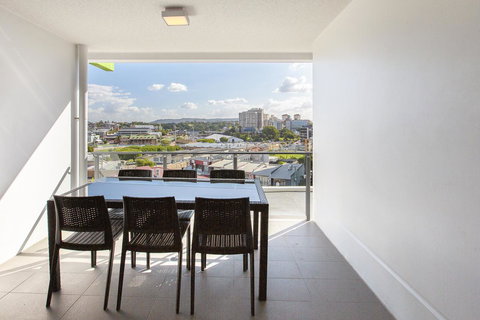 Code Apartments - Accommodation Mermaid Beach 23