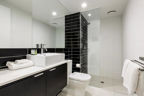 Code Apartments - Accommodation Mermaid Beach 32