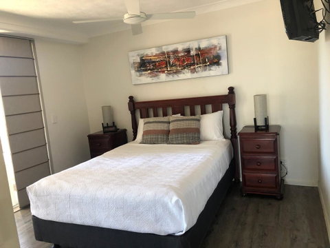 Wharf Boutique Apartments - Accommodation Mermaid Beach 7