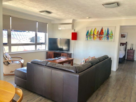 Wharf Boutique Apartments - Accommodation Mermaid Beach 9