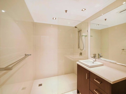 Excluza - Accommodation Mermaid Beach 1