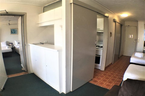 Equinox Resort - Accommodation Mermaid Beach 10