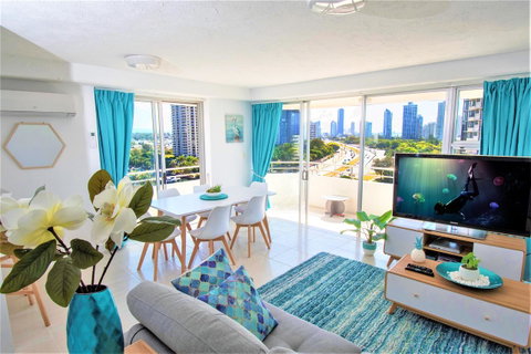 Equinox Resort - Accommodation Mermaid Beach 9