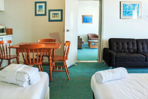 Equinox Resort - Accommodation Mermaid Beach 14