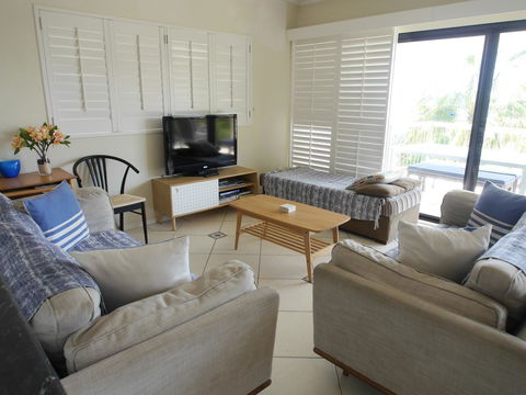 Cylinder Beach Mooloomba Unit 3 - Accommodation Mermaid Beach 5