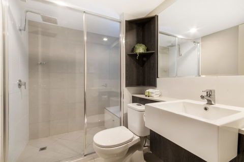 Sunshine Tower Hotel - Accommodation Mermaid Beach 7