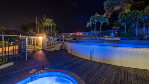 Sunshine Tower Hotel - Accommodation Mermaid Beach 12