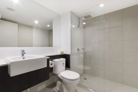 Sunshine Tower Hotel - Accommodation Mermaid Beach 16
