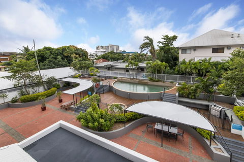 Sunshine Tower Hotel - Accommodation Mermaid Beach 17