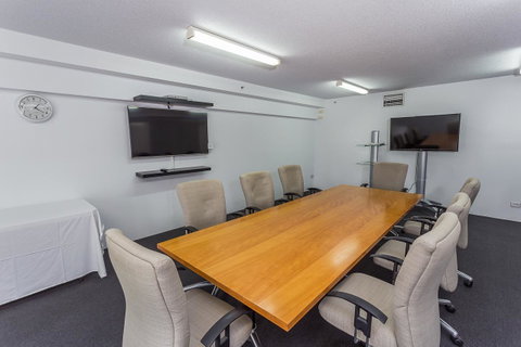 Oxygen Apartments - Accommodation Mermaid Beach 29