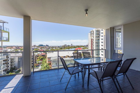 Oxygen Apartments - Accommodation Mermaid Beach 32