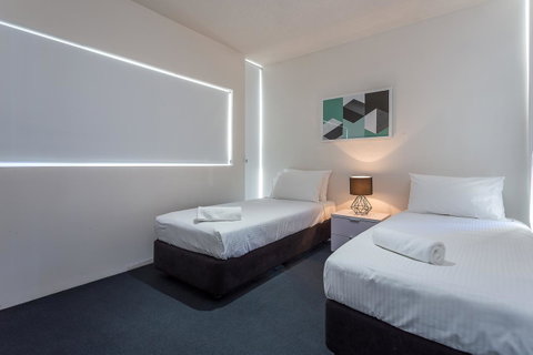 Oxygen Apartments - Accommodation Mermaid Beach 21