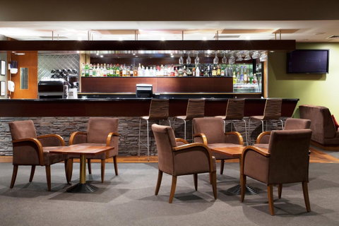 DoubleTree By Hilton Cairns - Accommodation Mermaid Beach 10